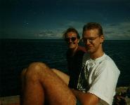 [Bettina und Sven auf dem Doni nach einem Tauchgang]